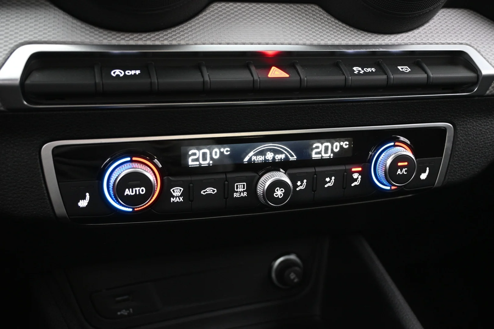 Car Image - 2g4cY4YqXgnwoXWvx8WBMH