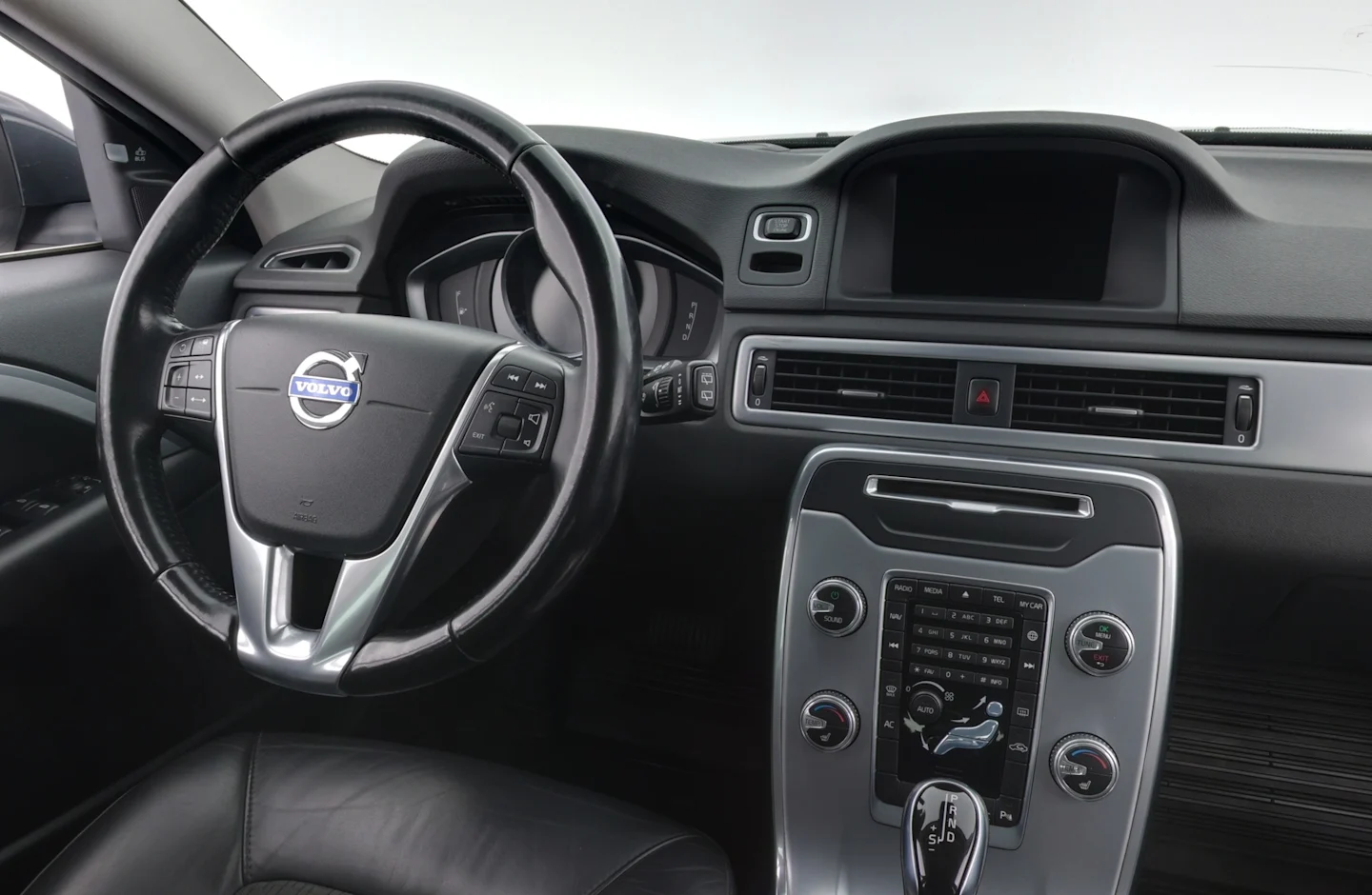 Car Image - 4Z9sYFg5yPwA9Q7q0lM0D8