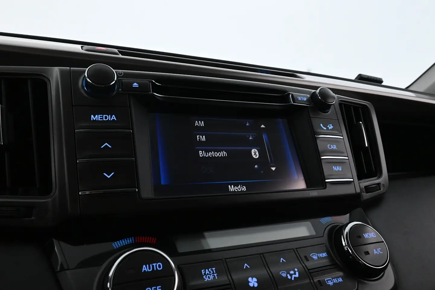 Car Image - 28kZPGOZOyXqq6amRKZOvq