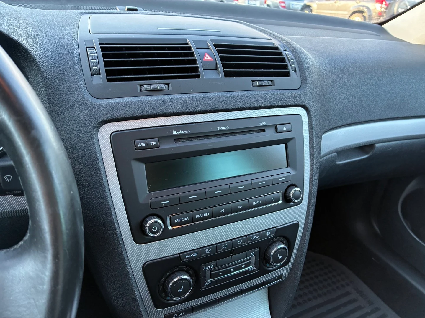 Car Image - 3VjYv7xQd9TqL2BMk6Mnge