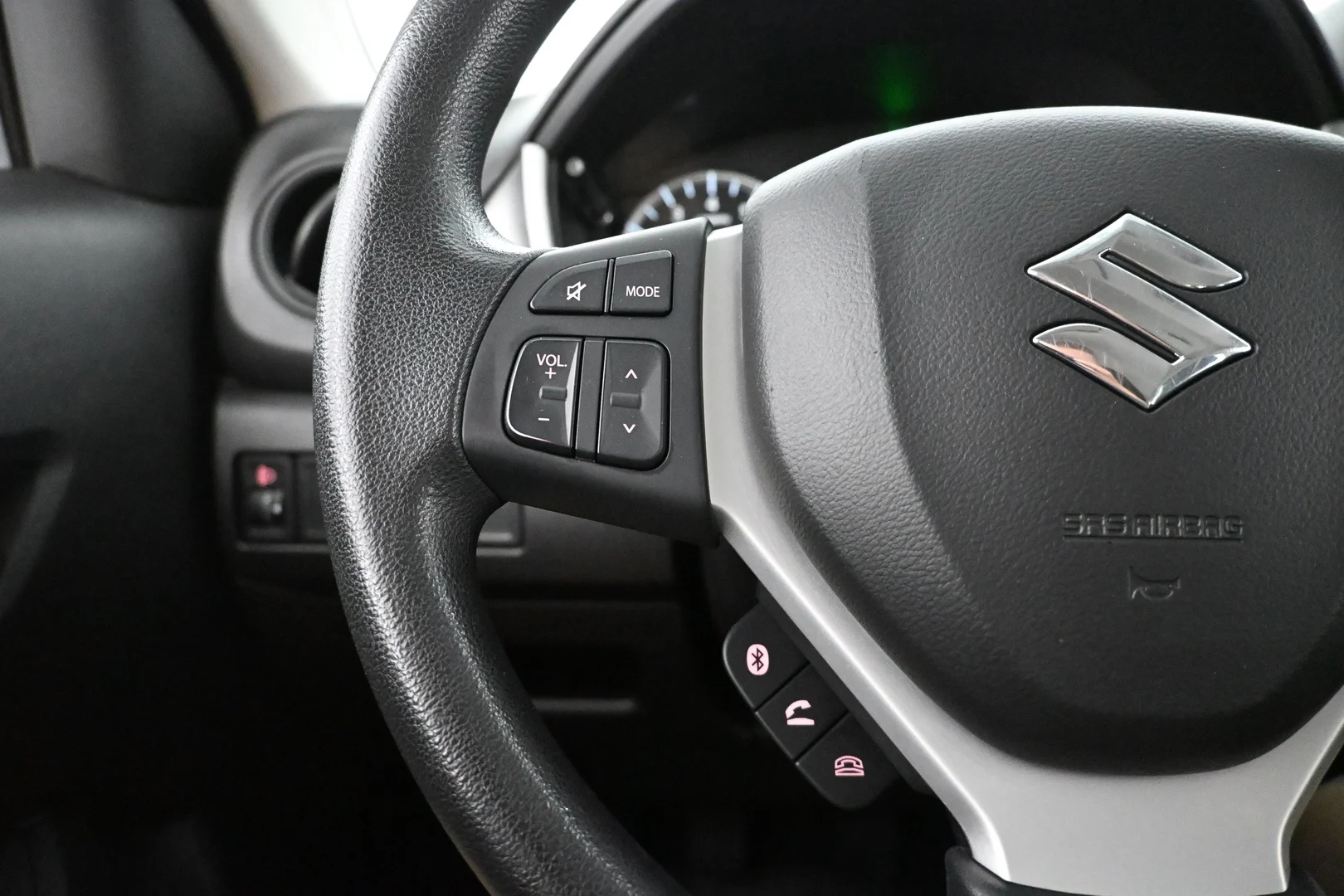 Car Image - WRmaxhIxNCBflpXvq1w7w
