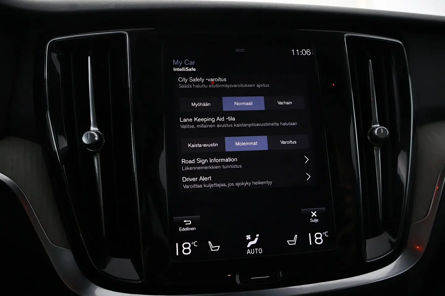 Car Image - 3Sy0VGOzb1xe2OFiJQBHXF