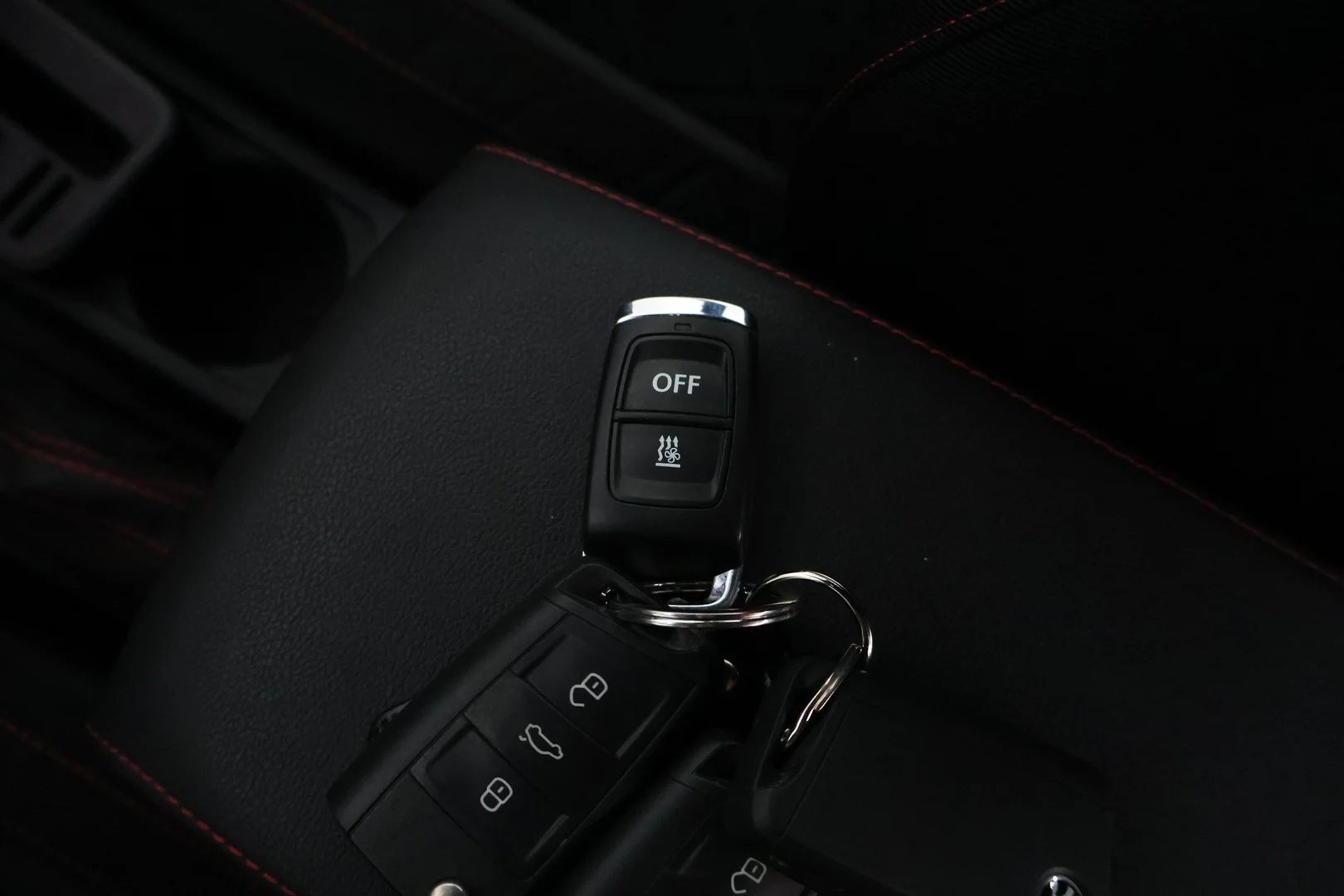 Car Image - 15xZHP7XWqQcyAKsmbYCPw