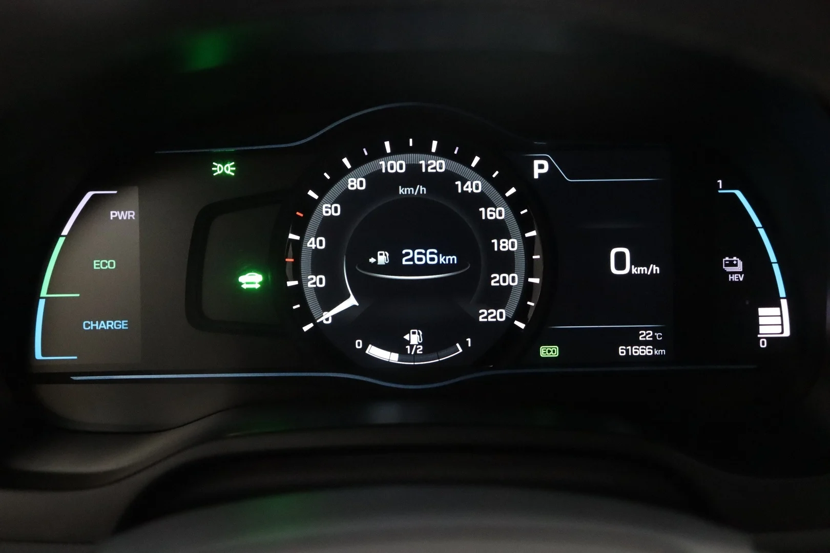 Car Image - 3o082esXWv27zOHW1auY3A
