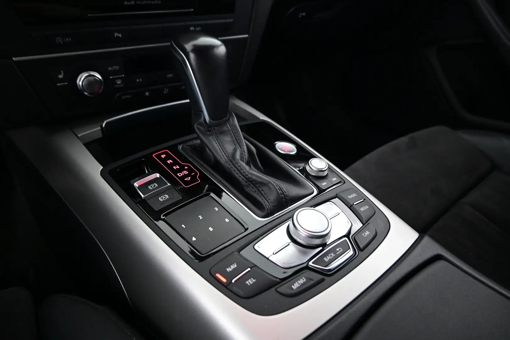 Car Image - 4nS0EK81SJbjOQrxFx4vrH