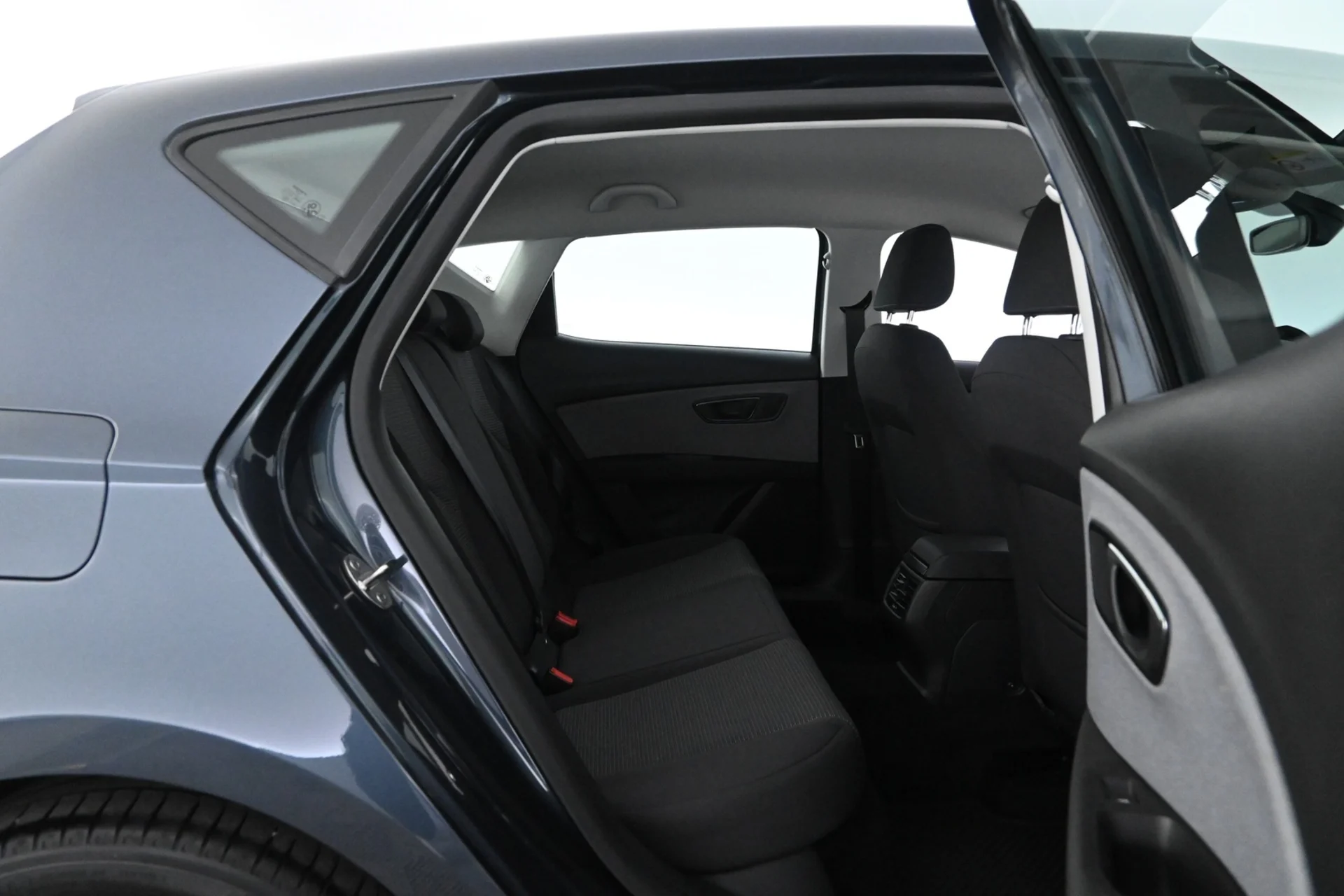 Car Image - 5nmFDIVow6EZOJd2z1aZnk