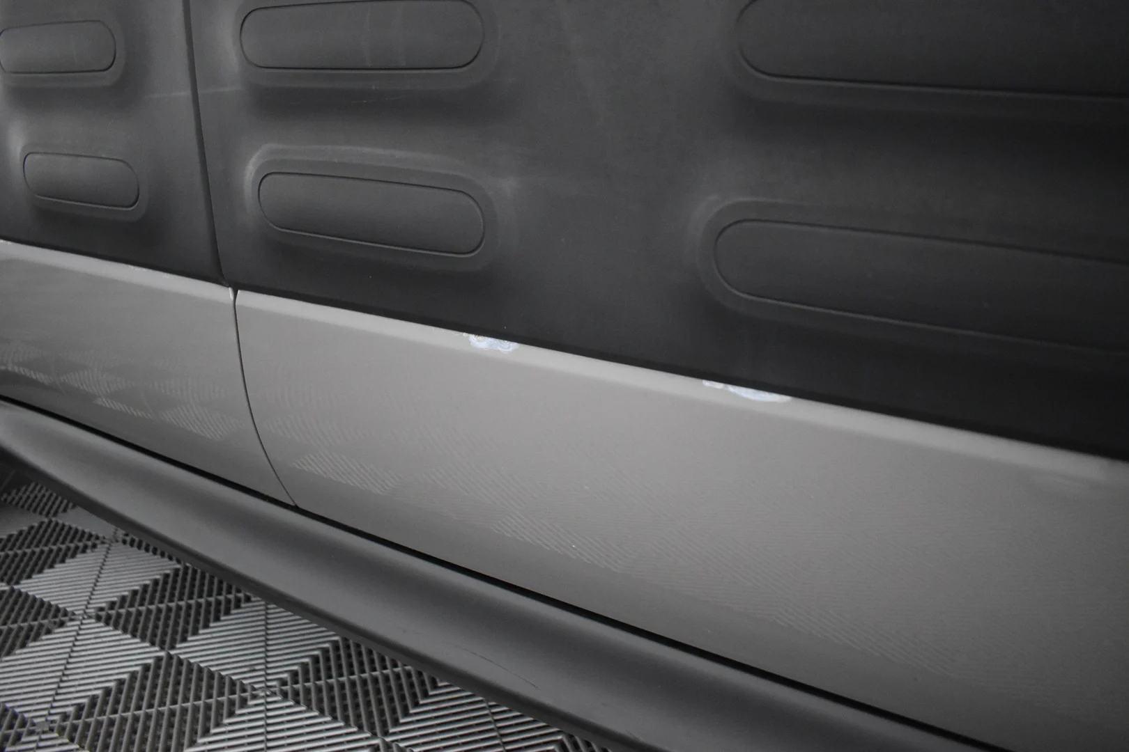 Car Image - 51I2GccS4vcmRUoIzmGrtC