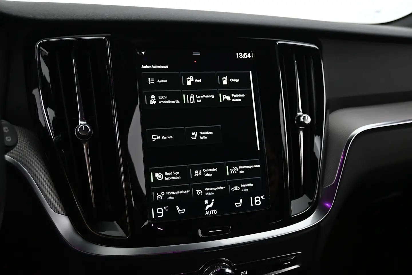 Car Image - 3SVxbfOh7HA7nkTtKdKJWR