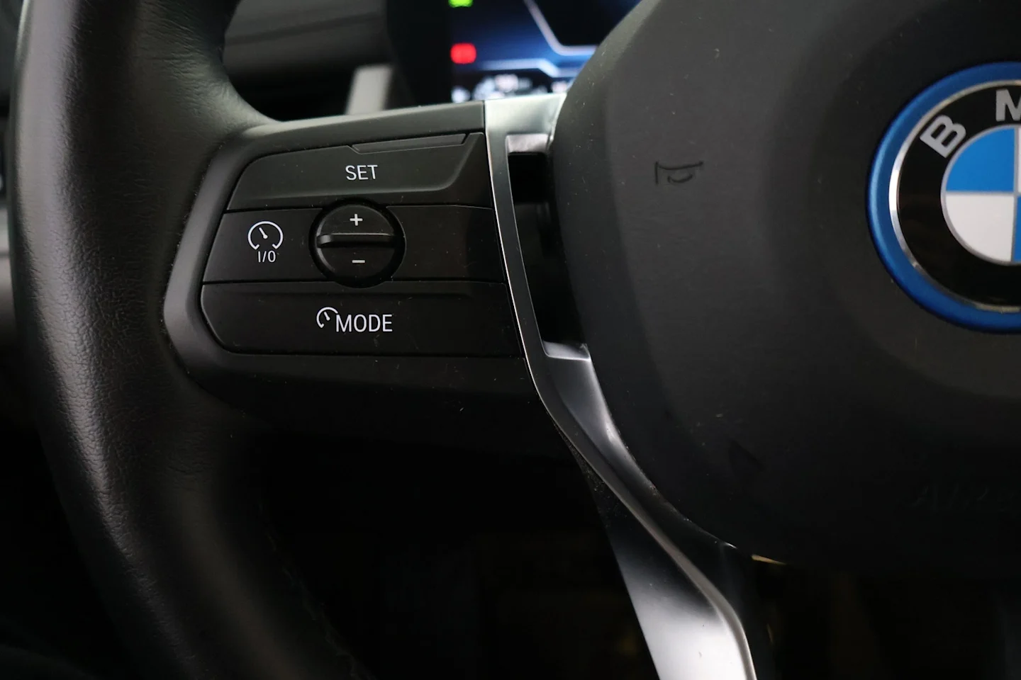 Car Image - 2fXXy8CoftBiiFz4oMpZXP