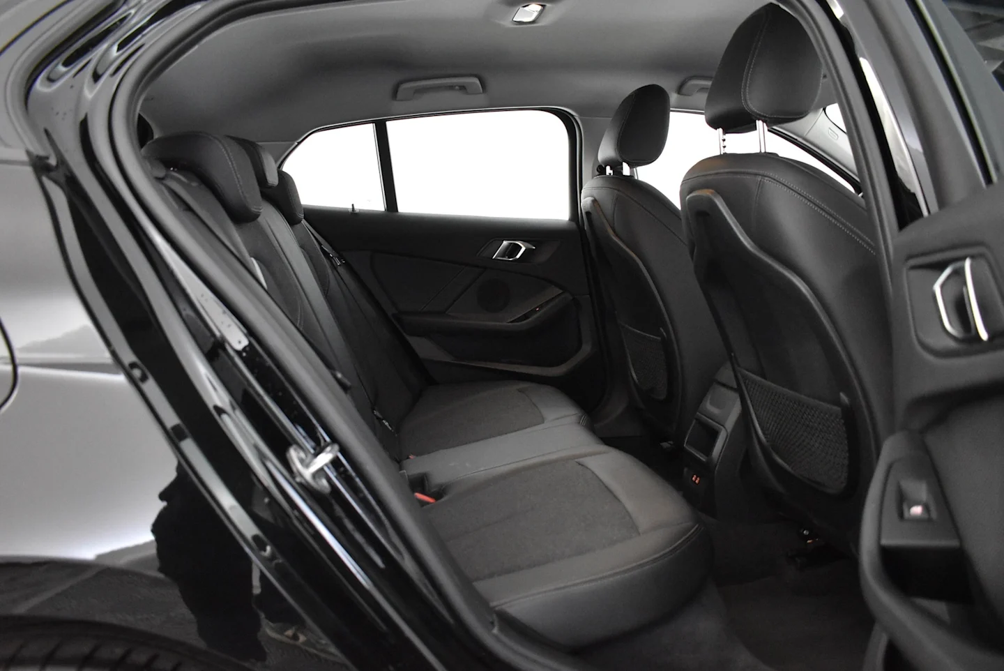 Car Image - 2fH8KxORdvyTB1YZ36yMU5