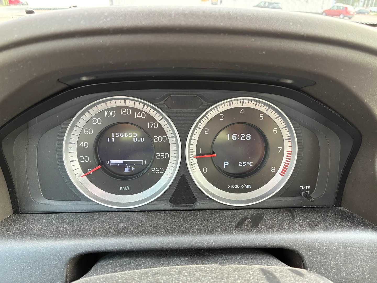 Car Image - 5BJglNJMEBCrXVevxBneEg