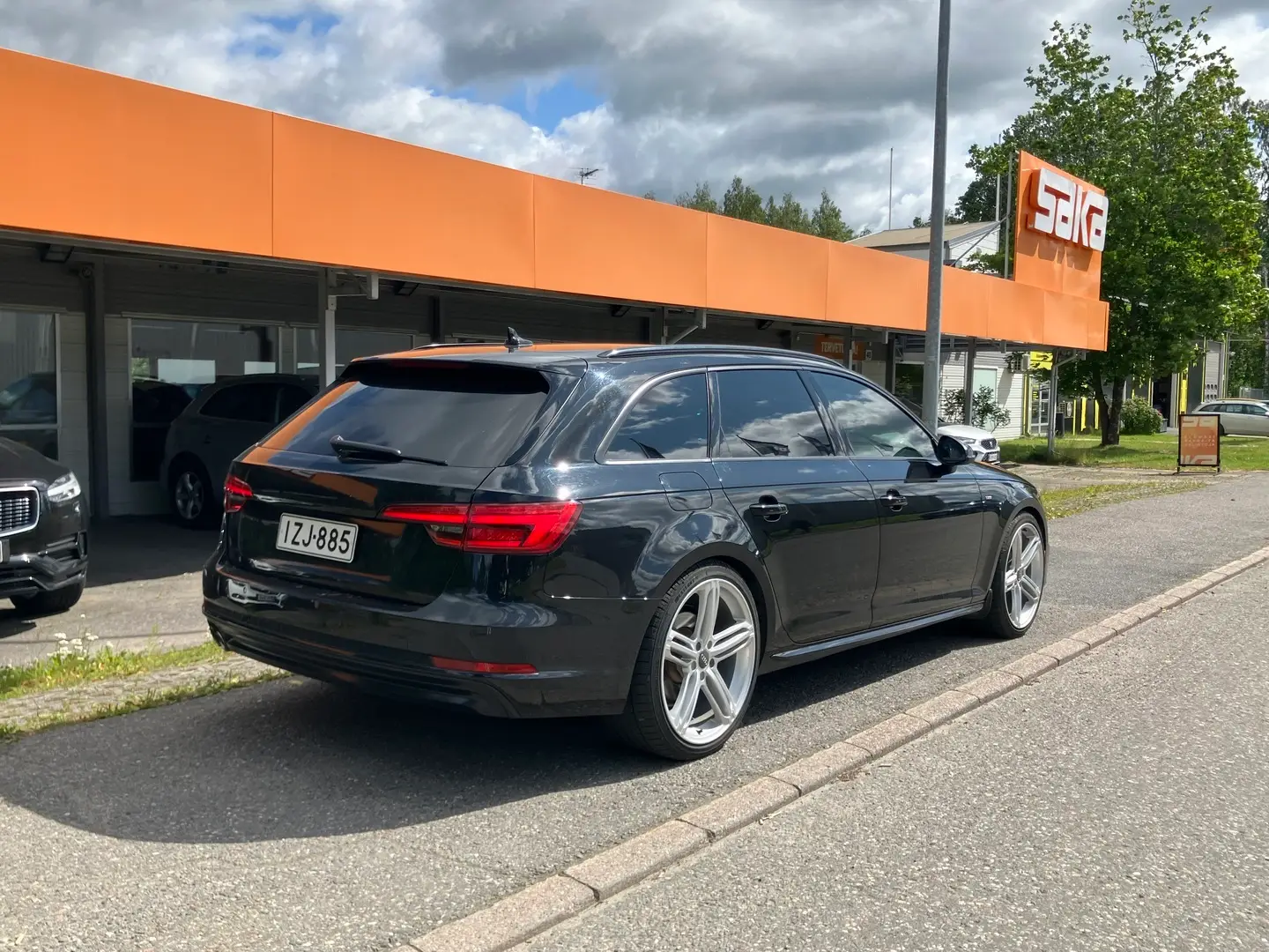 Car Image - 2UESXZC7Bp80iVfxxtljz0
