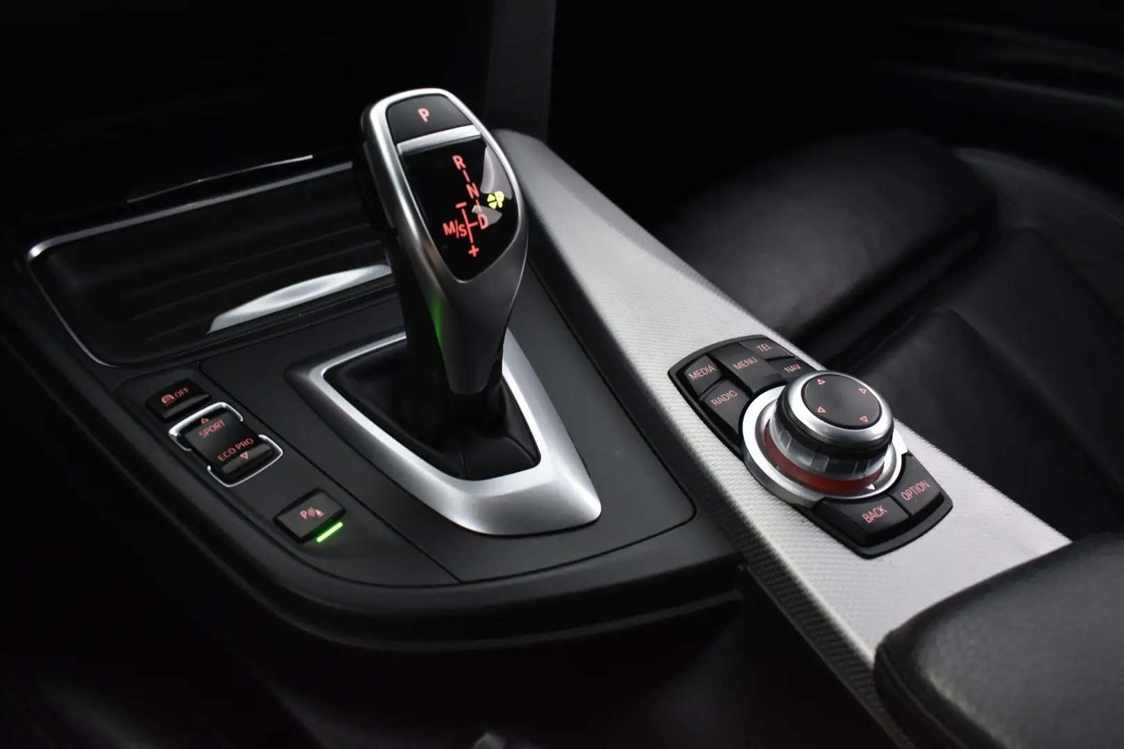 Car Image - 7JnC1tWLTKflgcxWVylQqC