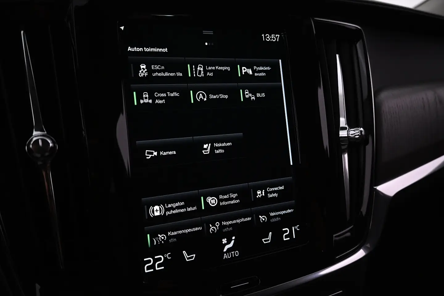 Car Image - 6QL7dHFukHTZcdM1cWh70G