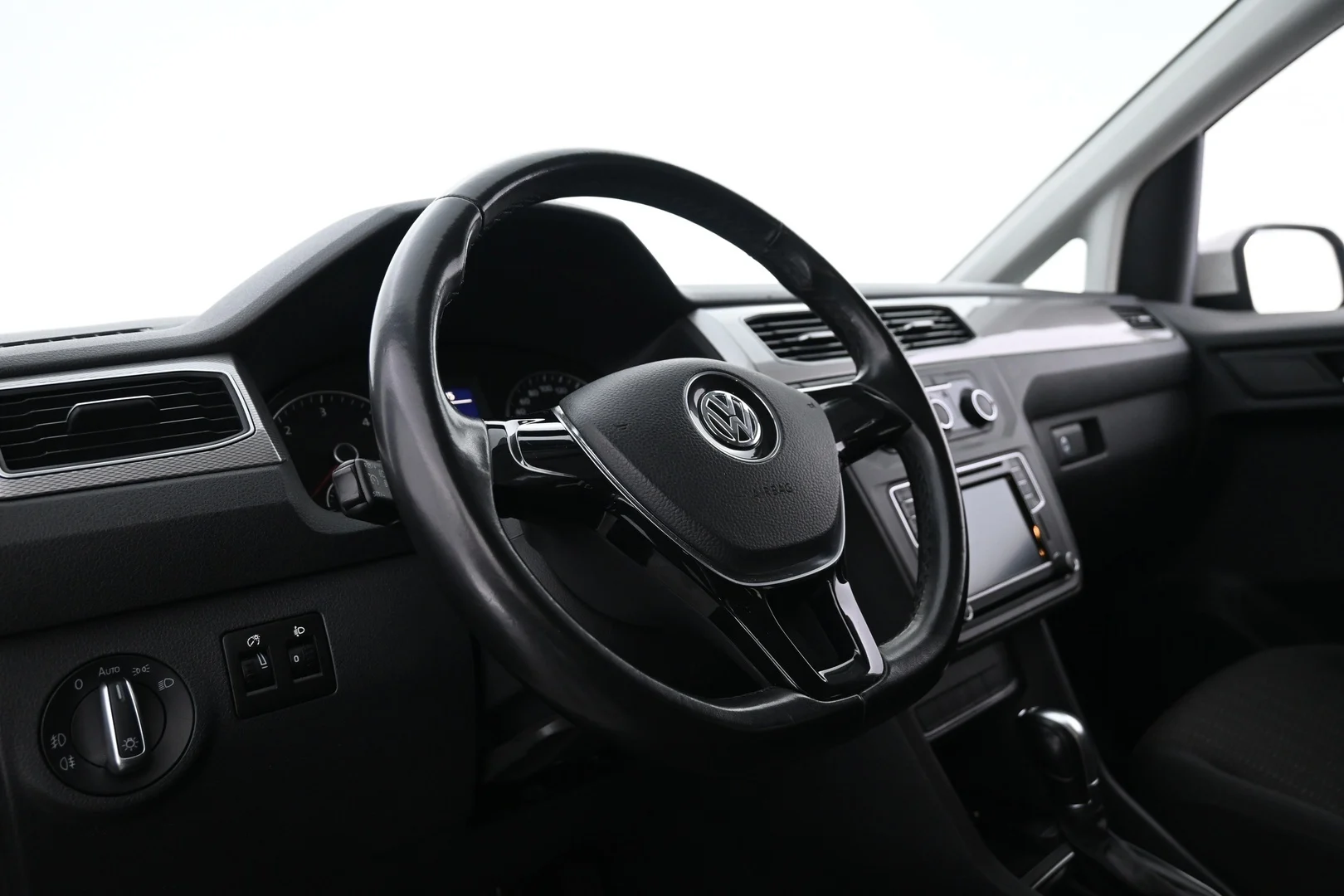 Car Image - 5P7IqyeVb5yBT8IccHFegG