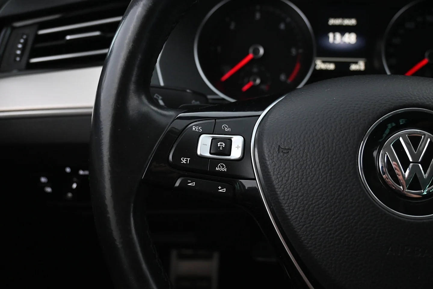 Car Image - 6FQ8JlNdHZYcGauotwxvni