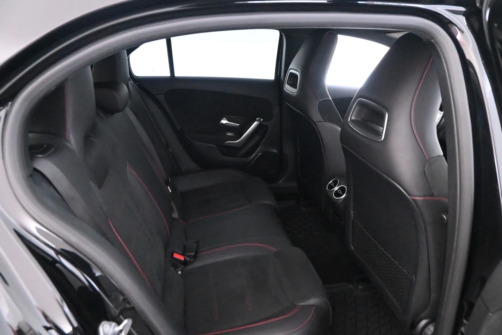 Car Image - 1yQUdH7C04u6ExTEyh1arX