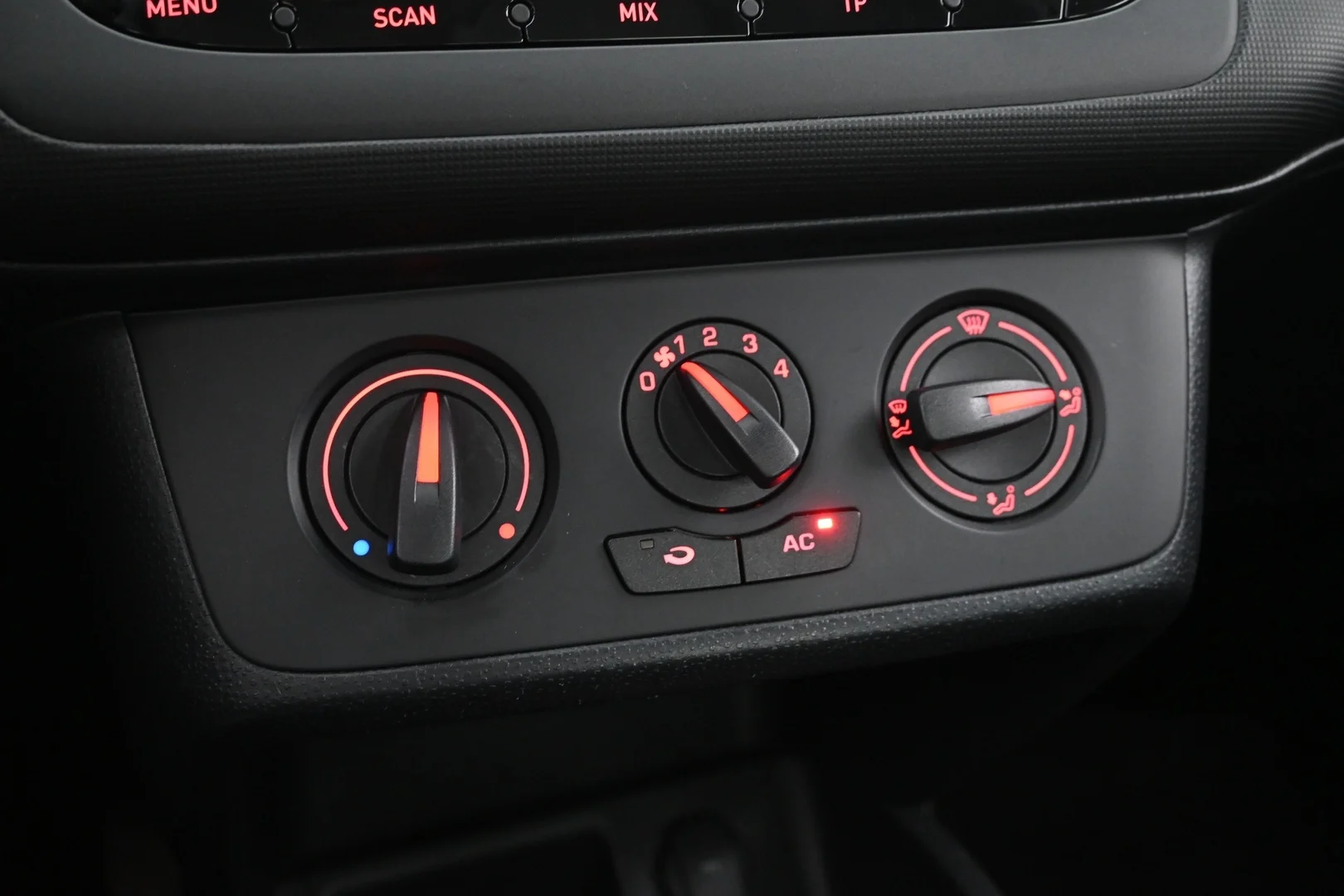 Car Image - 5dtHuUwIjnYxjoJY26c6ti