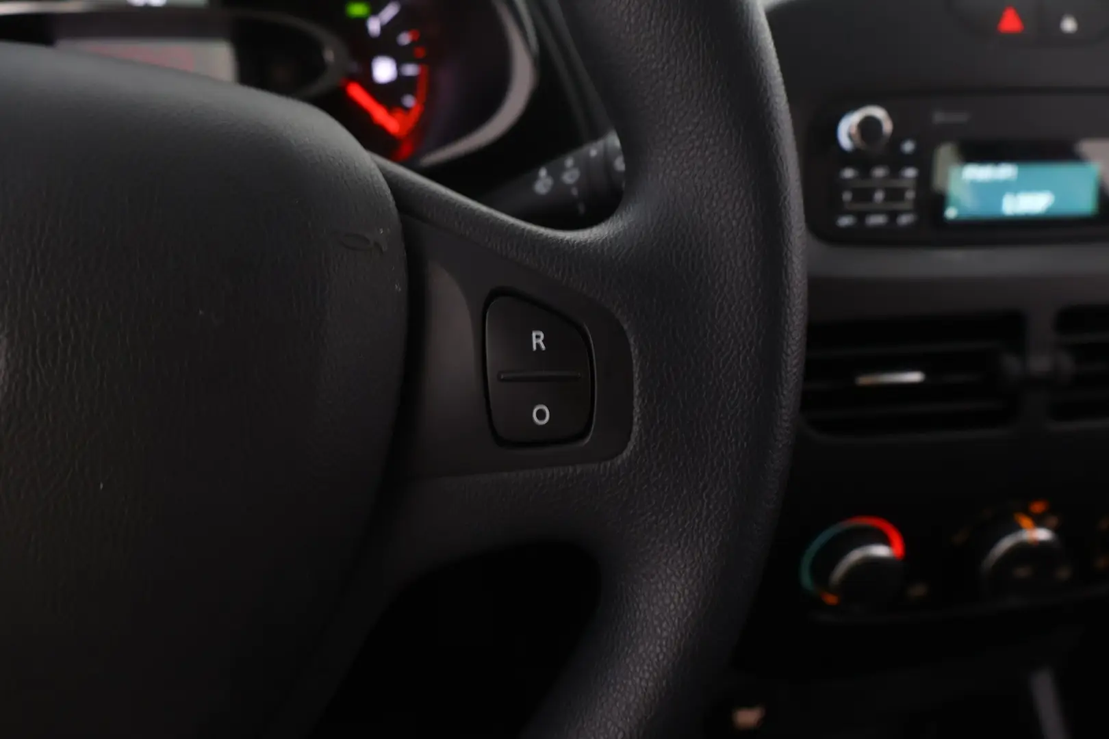 Car Image - 5zkJKFtb7jVkvrlKqUq34p