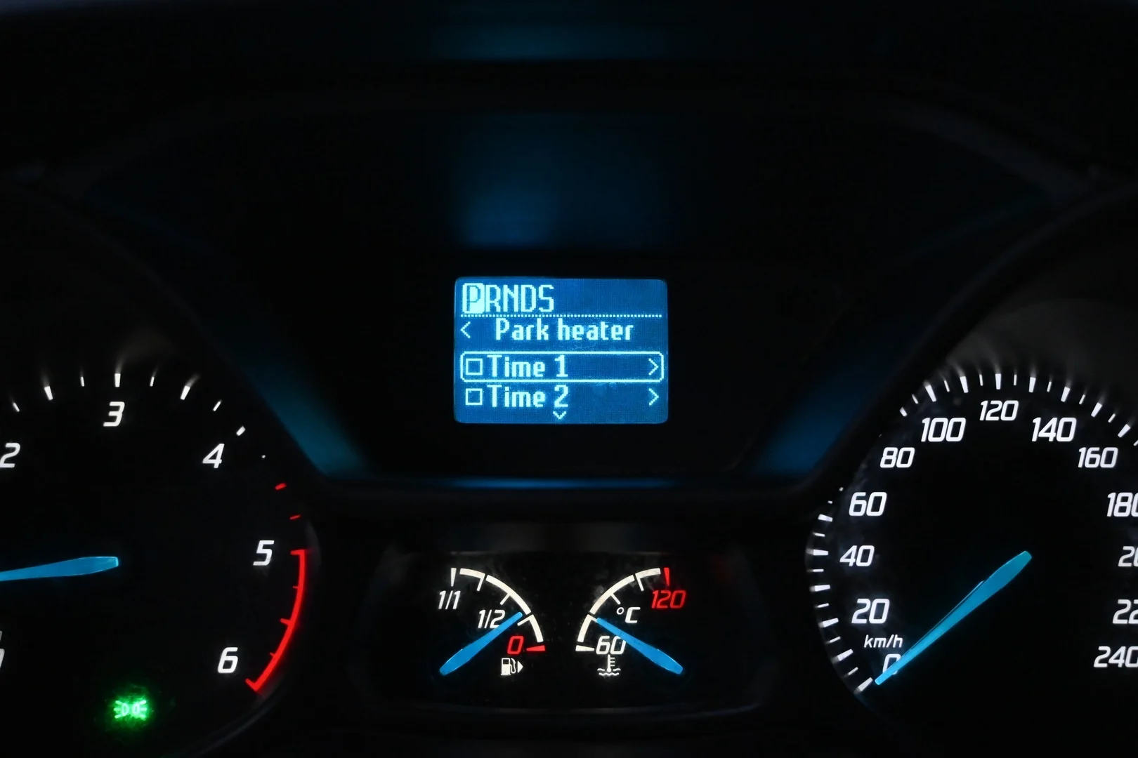 Car Image - x4MdXSkkFNh1zgKCjJp1a