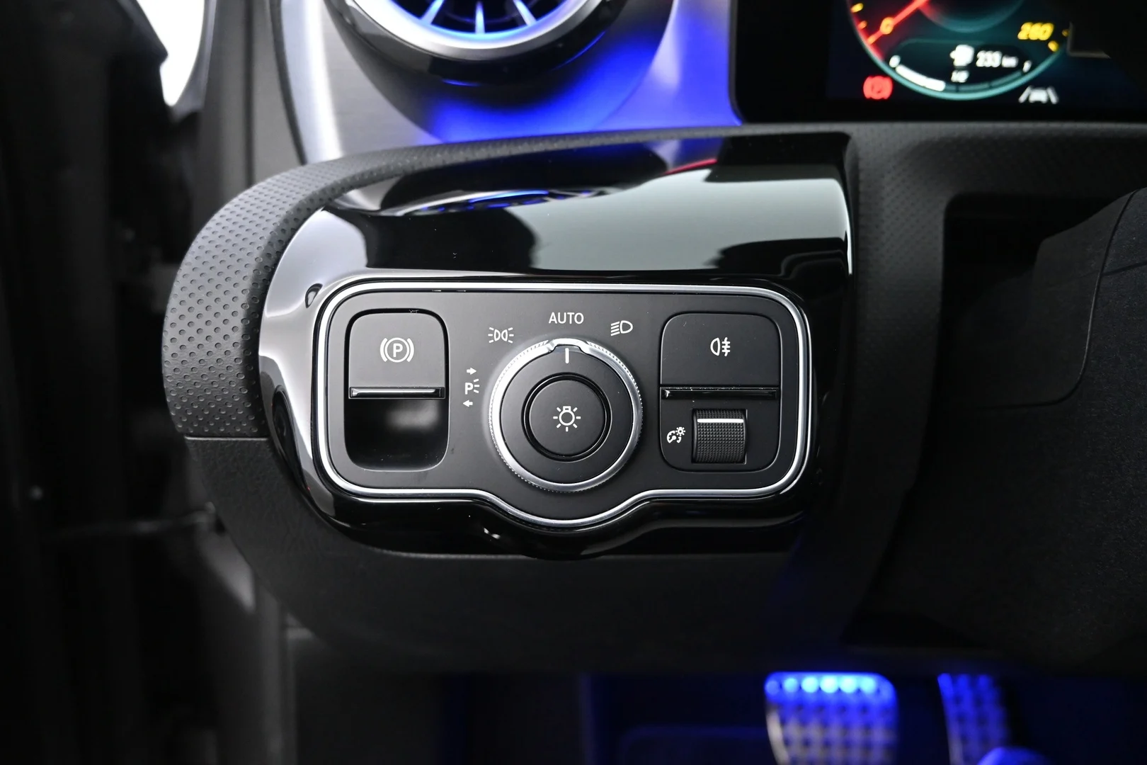 Car Image - 413E791jk1FXdJojn99gUe