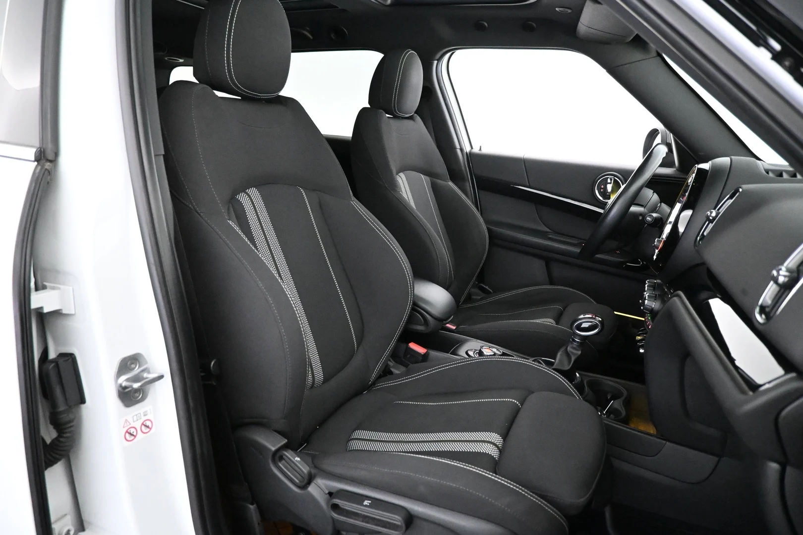 Car Image - 37l8iDb5OQ13qq2dsDBEEE