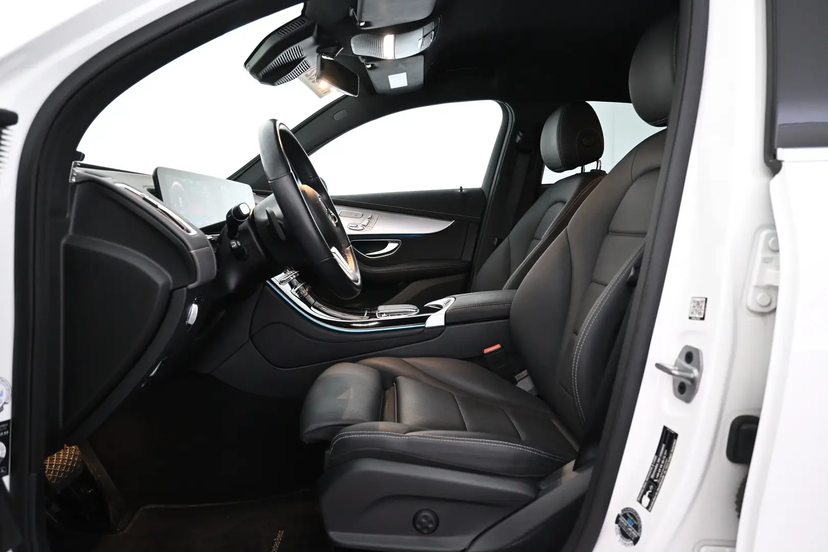 Car Image - 4DHlgq4SXWcHUtJobkZqmD
