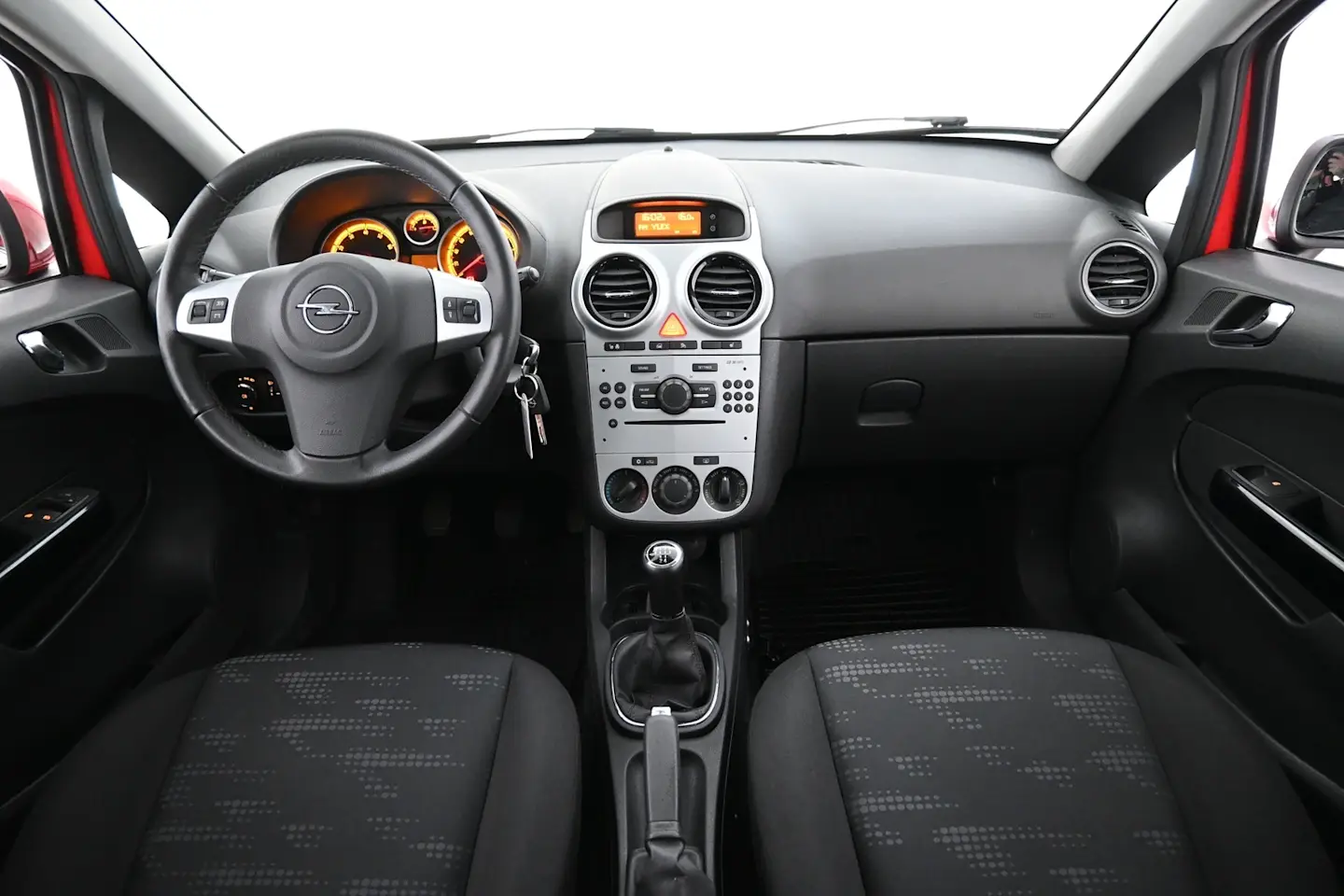 Car Image - 2chwL3wwPUT0tnZfr1Zl1V