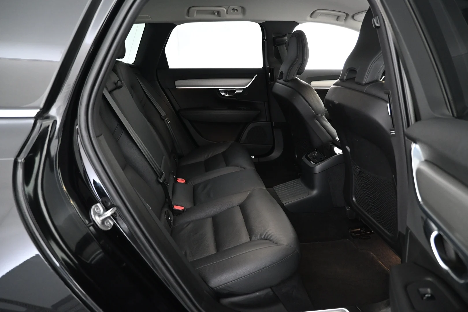 Car Image - 60j3K8KhUlGezi0Eei33bR