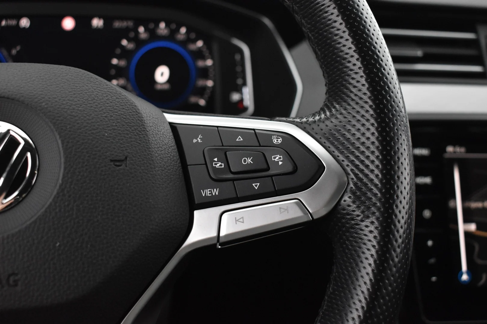 Car Image - 7DHBbwYmtP38o3sdgziBNV