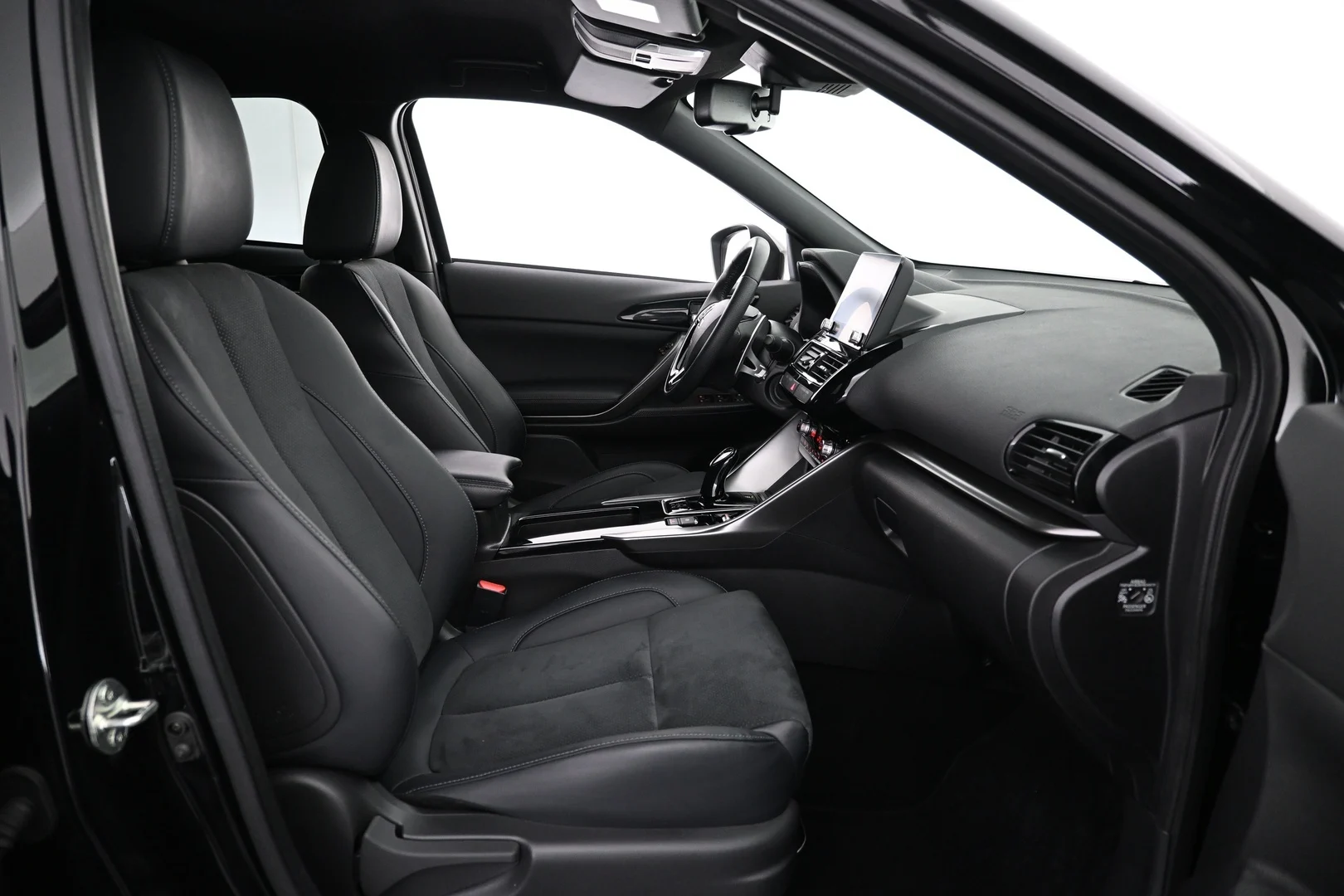 Car Image - 1Y8lzCSOTFYQW26I0Qdvr0