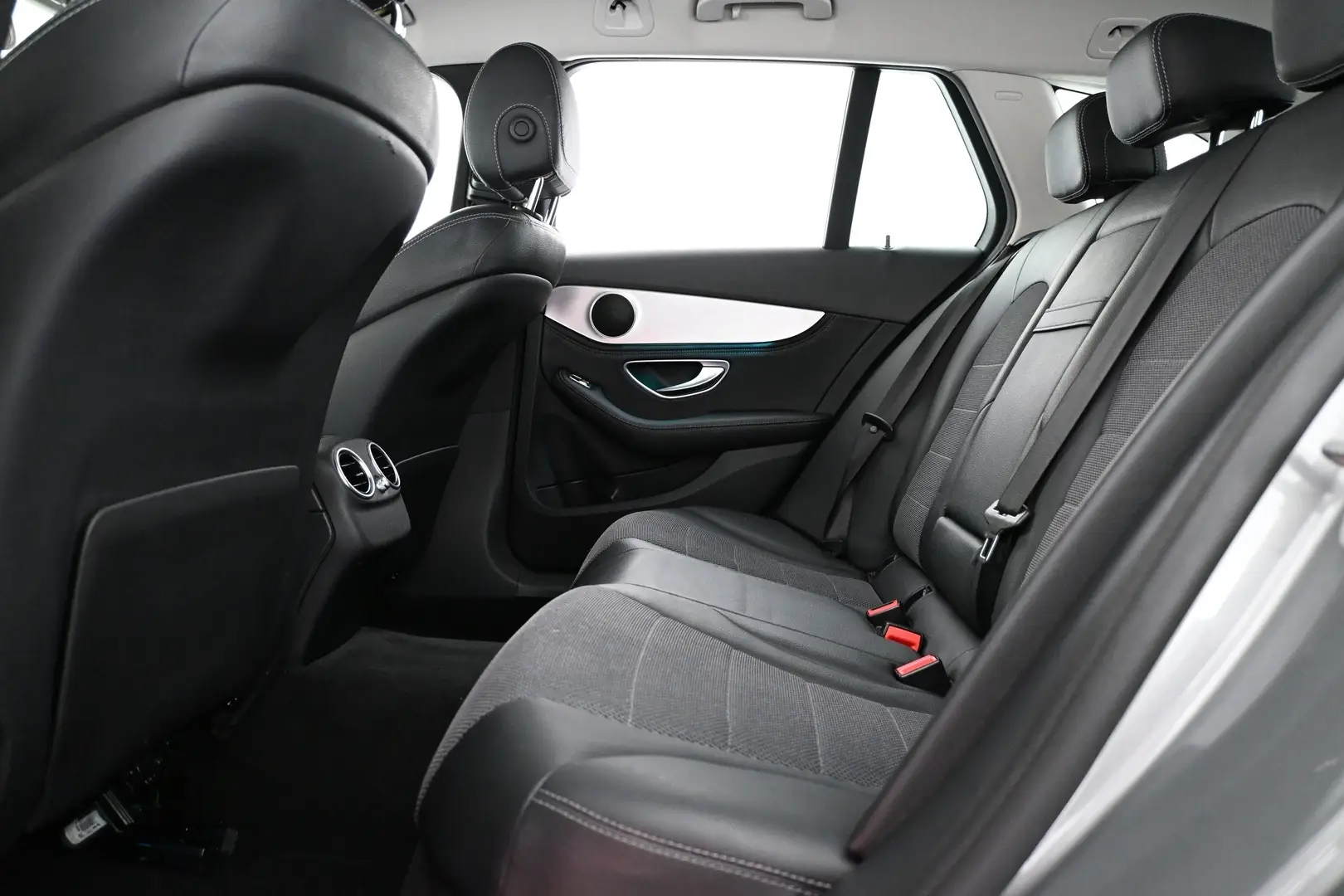Car Image - 3ajL1EtlXt9PUfuD0Lluea