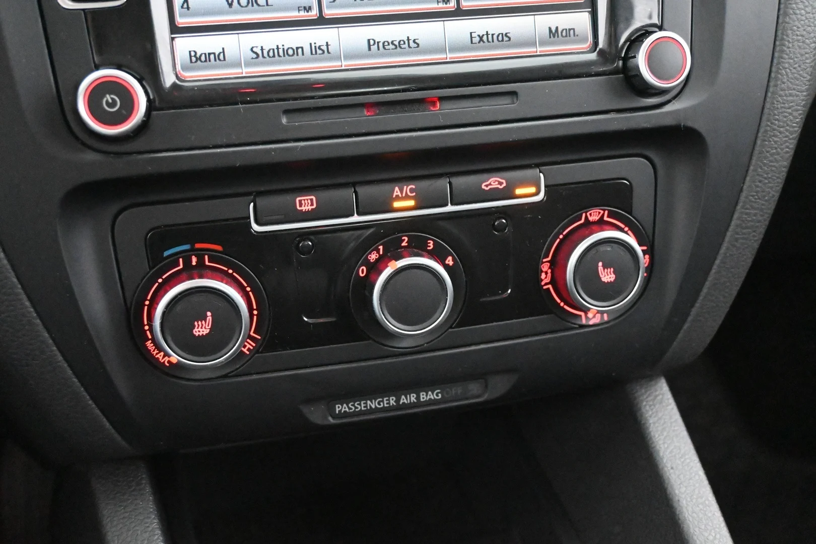 Car Image - 53lsiTqr7sfFz9kvoHIhpb