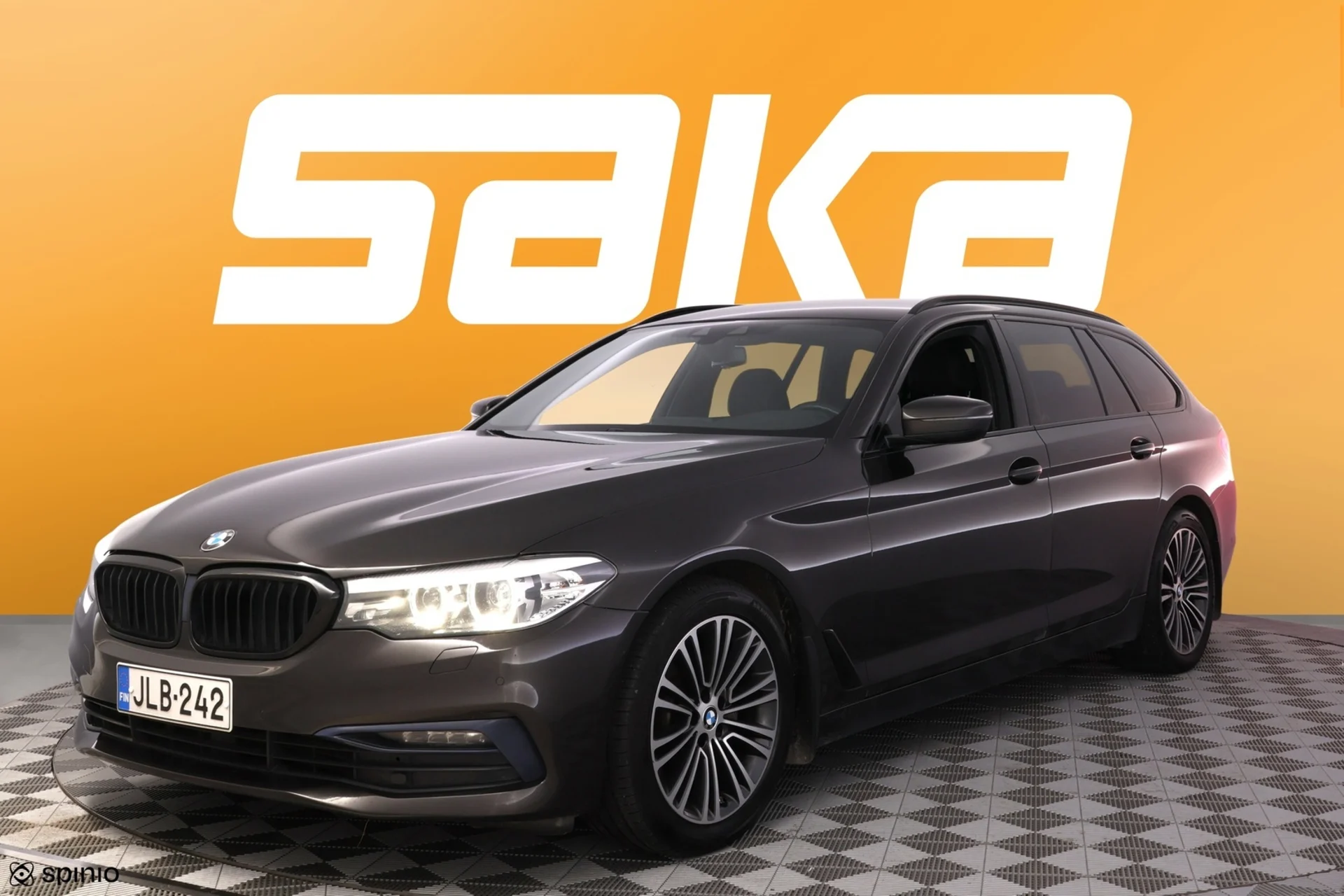 Car Image - 1mA9BMBqMxsvhjS8w4uyXg