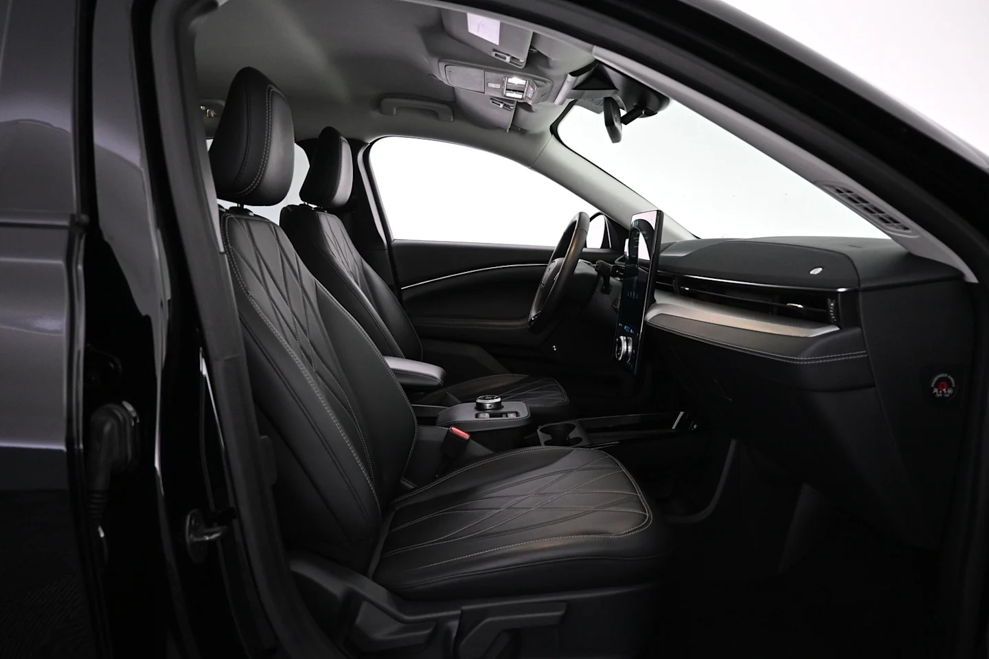 Car Image - 18LVVWT8IEWtmILCXISd4c