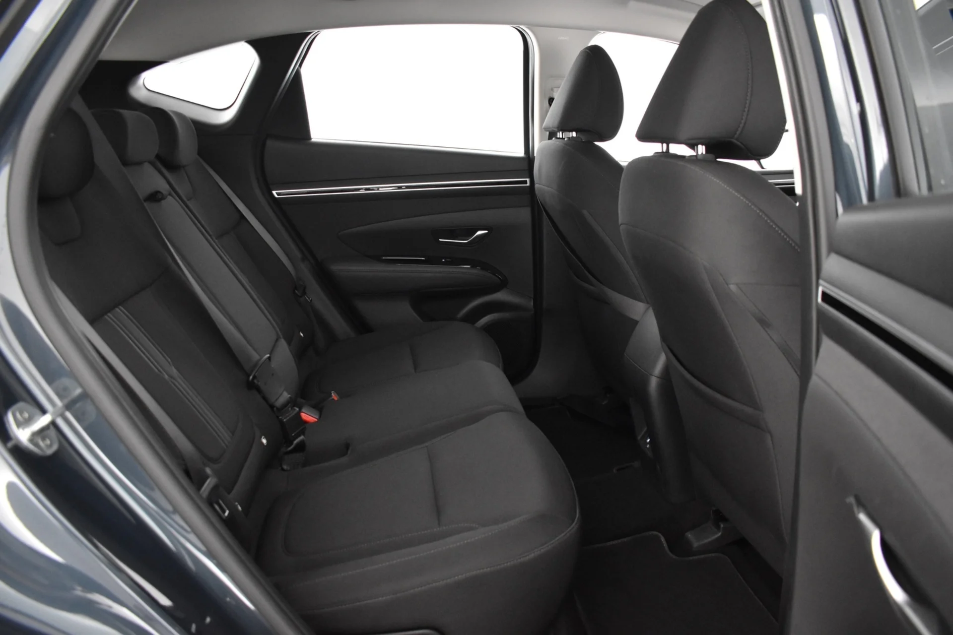 Car Image - 6ONAkCV2CrcT2N1yLs3Yqa