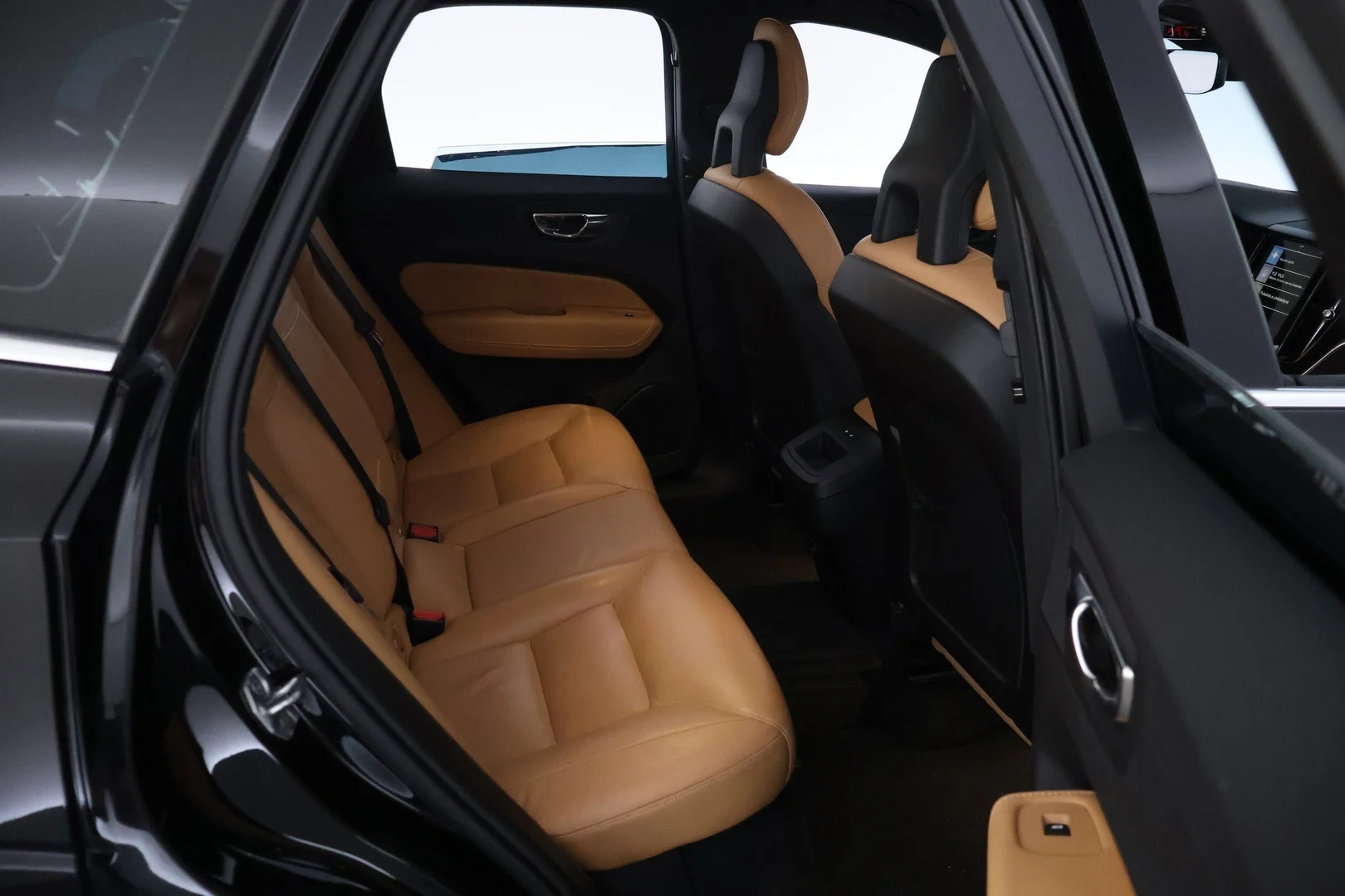 Car Image - 1QgAhyHg0qIpGaOUbyPy9s