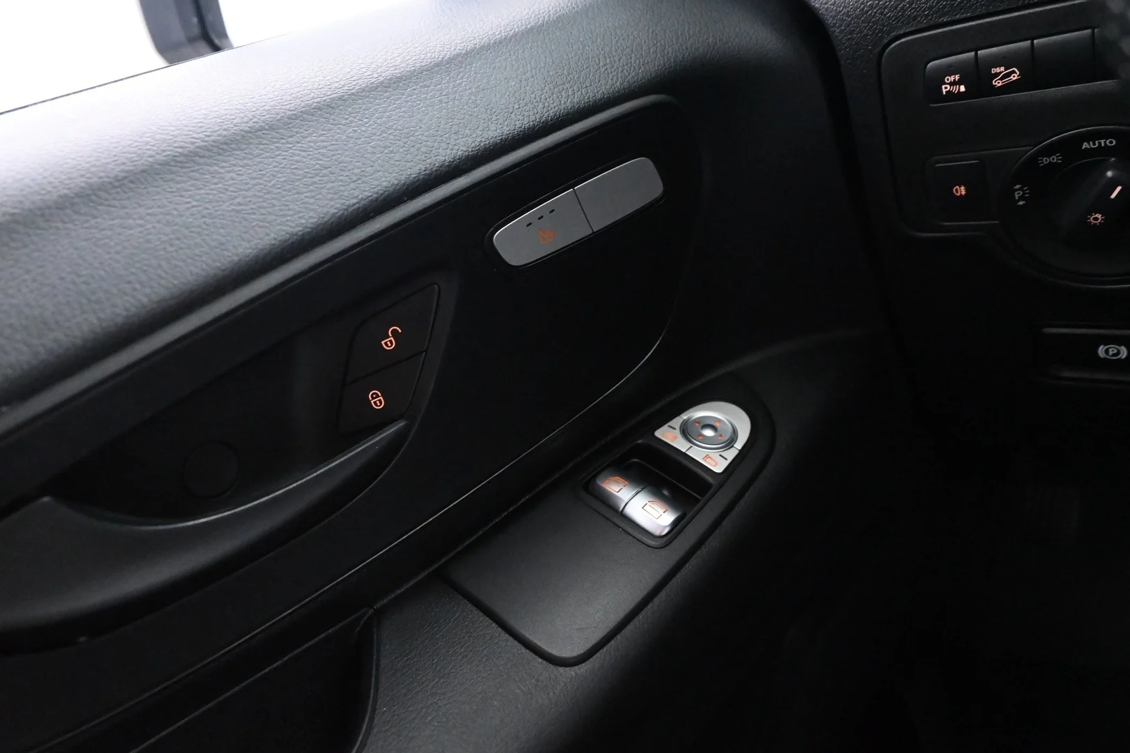 Car Image - 56caE7TGntYuHSqdmNaMDS