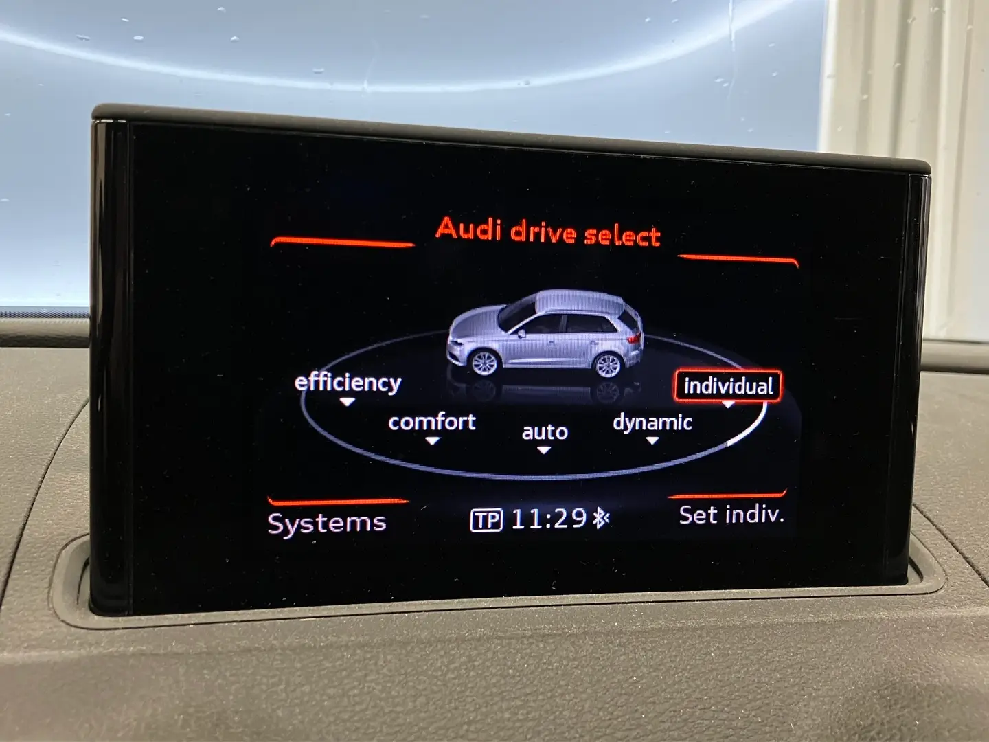 Car Image - ieNdAIYuROZc9wvjiRVPw