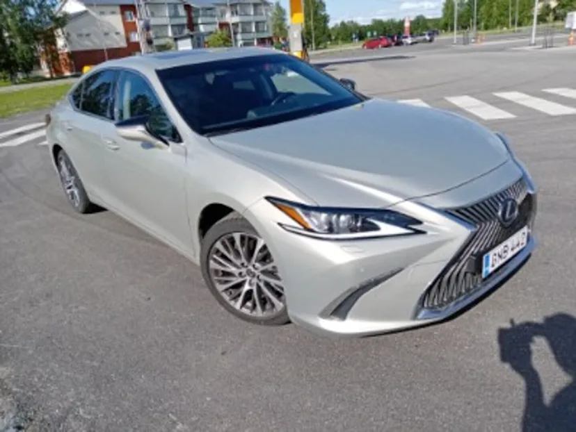 Lexus ES300