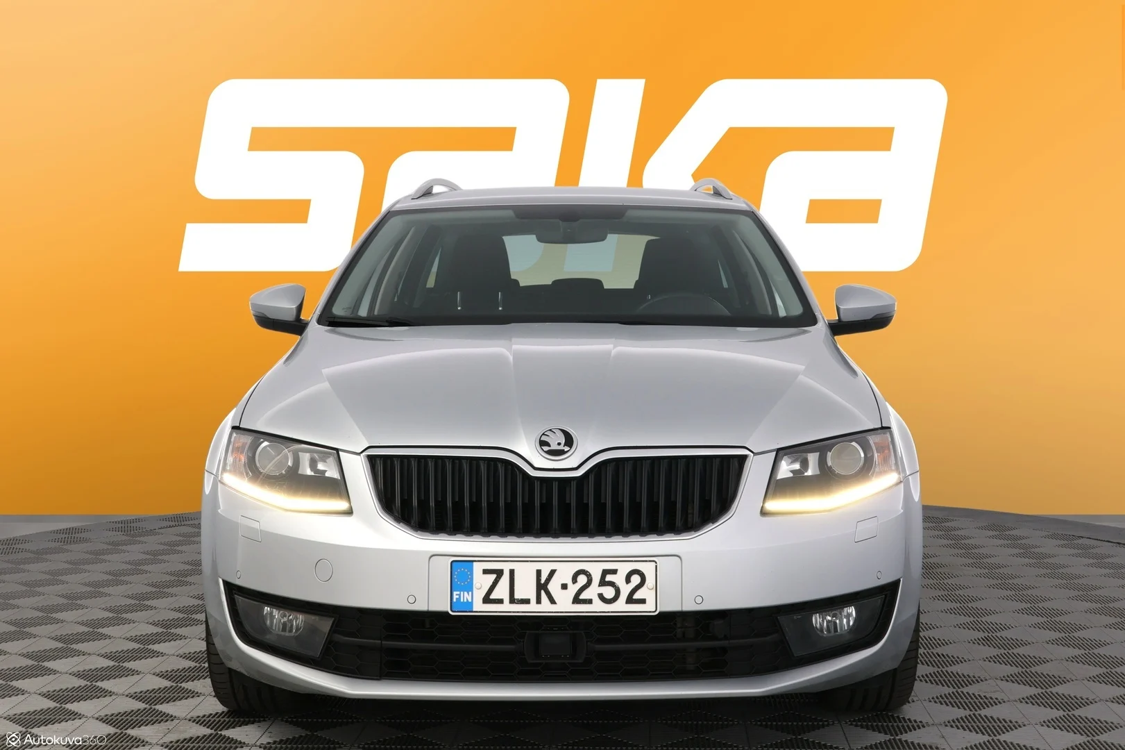 Car Image - 7lvVdkC07KkZ9sUmuseCSF
