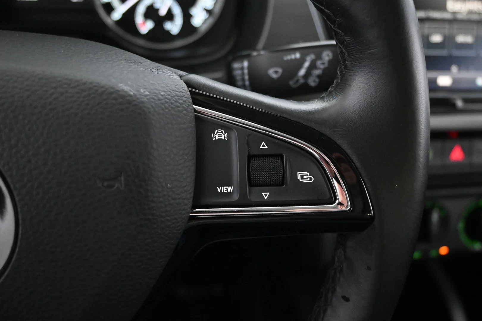 Car Image - 2CNnRCVVwMfwB1a3CGohUt
