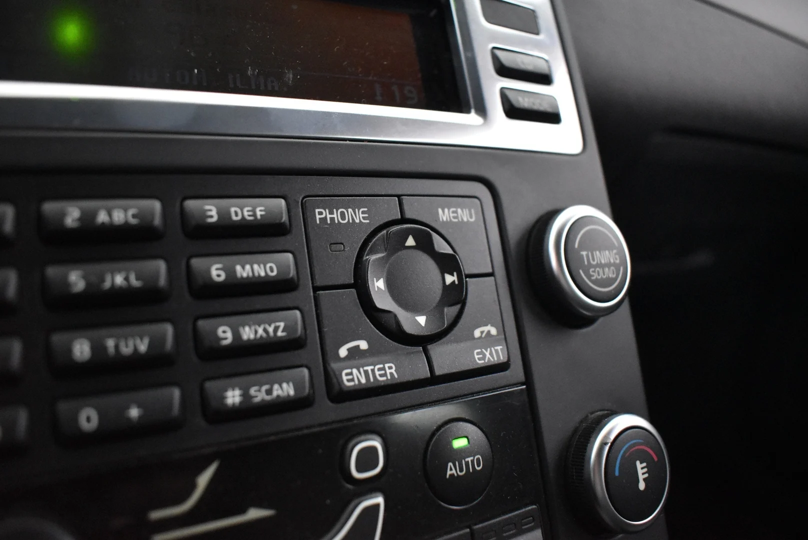 Car Image - 3uHdg8DNfKtLS3vcfZwMd4