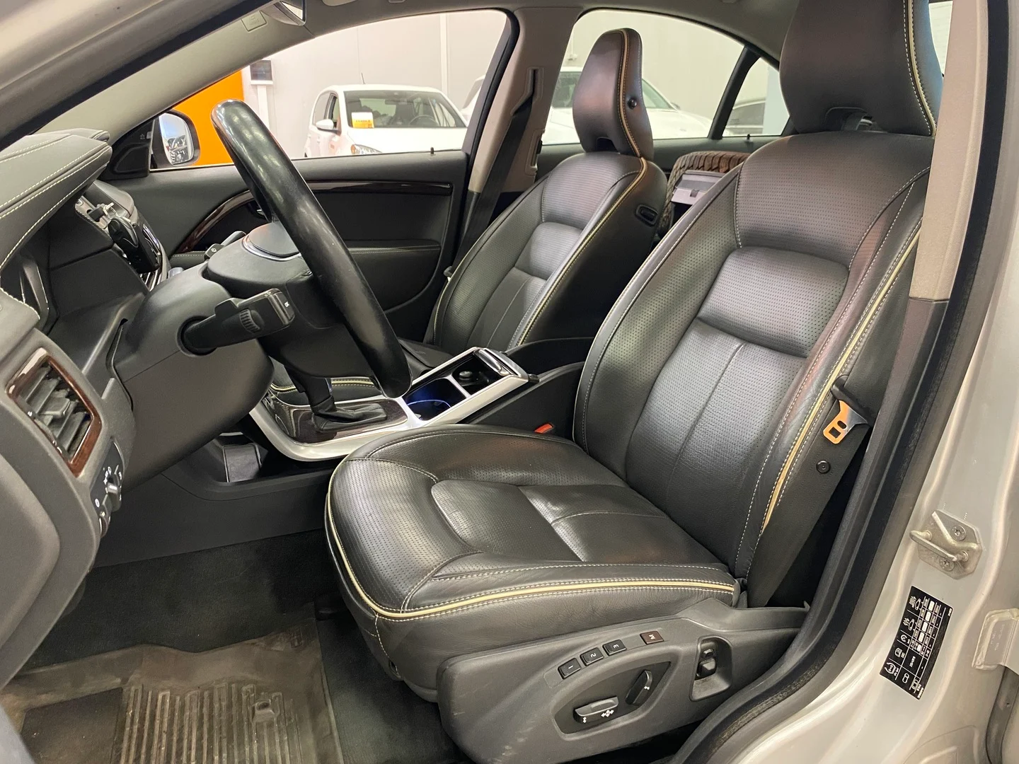 Car Image - 7I6Y8HktawbscEXLw0ztIV