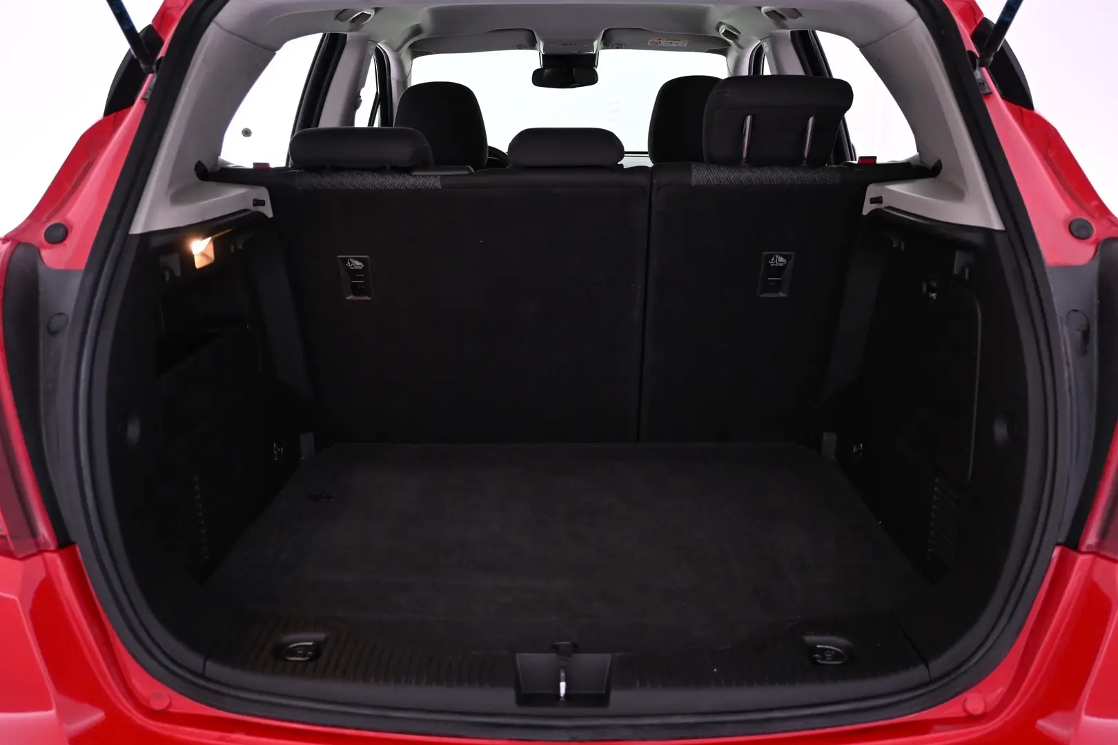 Car Image - 5cGMc152mDRSfGwpH5drmc
