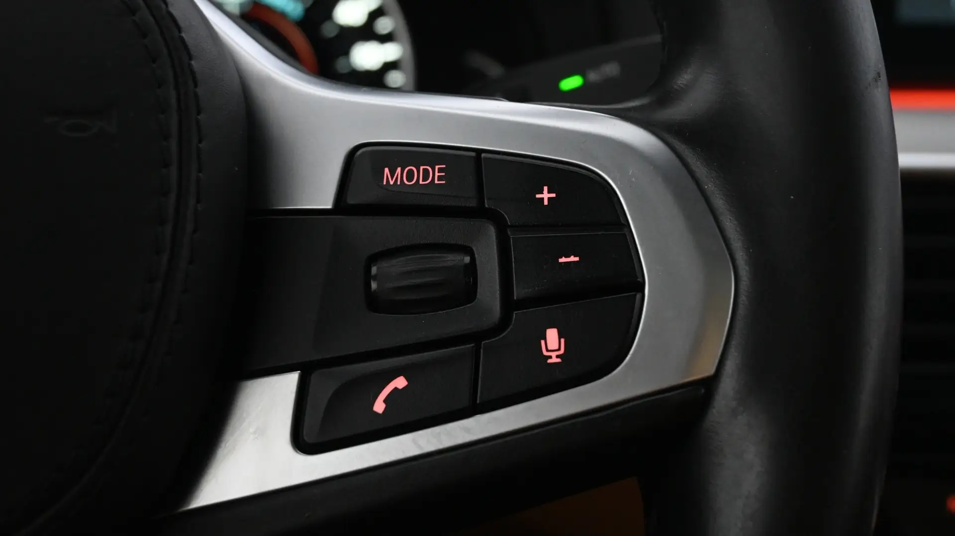Car Image - 3qSy17TY4WUbfEagtE2UxC