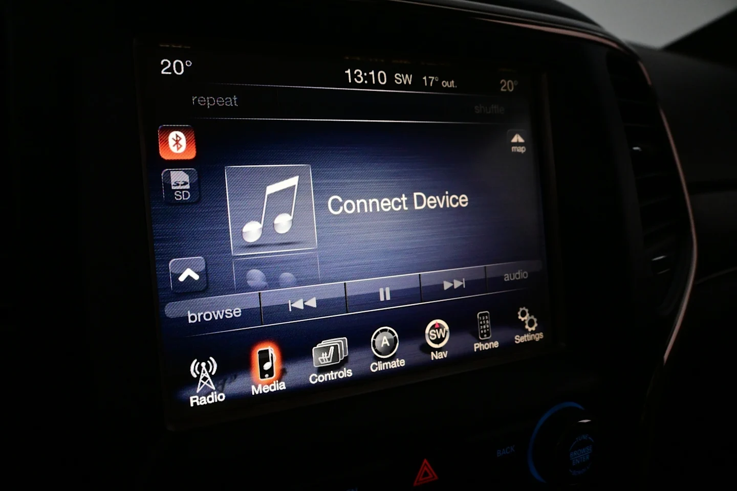 Car Image - 6qkJmFHvseHUFCLZQxjD83