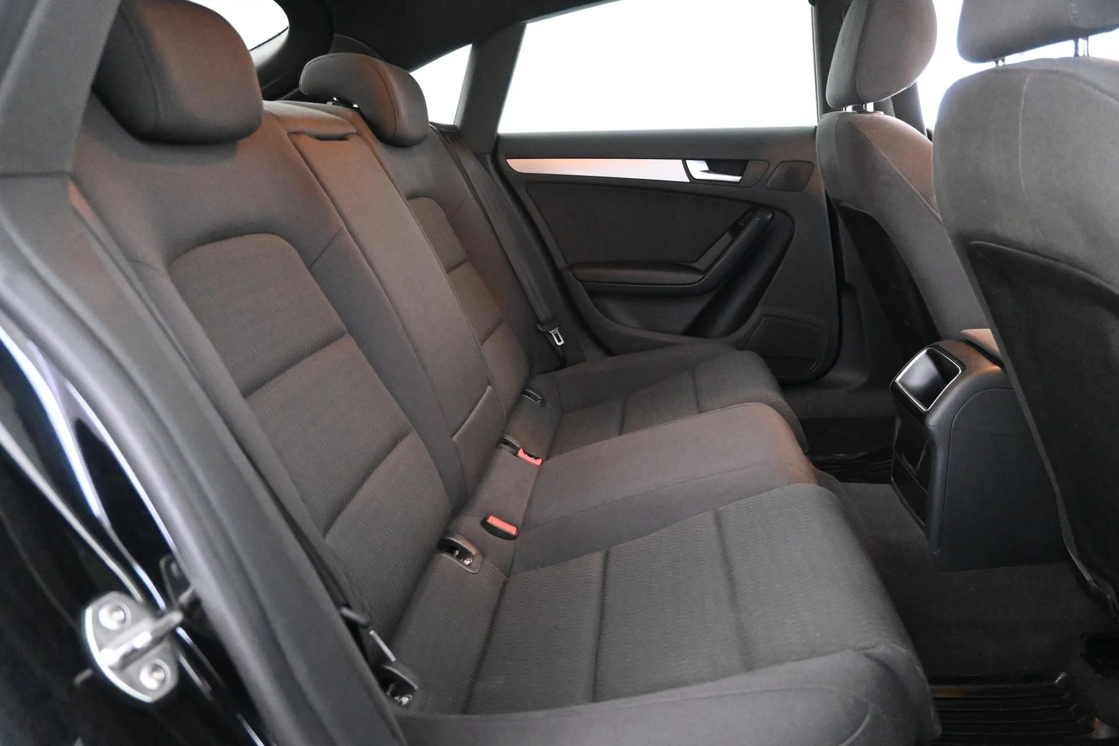 Car Image - 4KCvr6o5GVRsjmBPABPN15