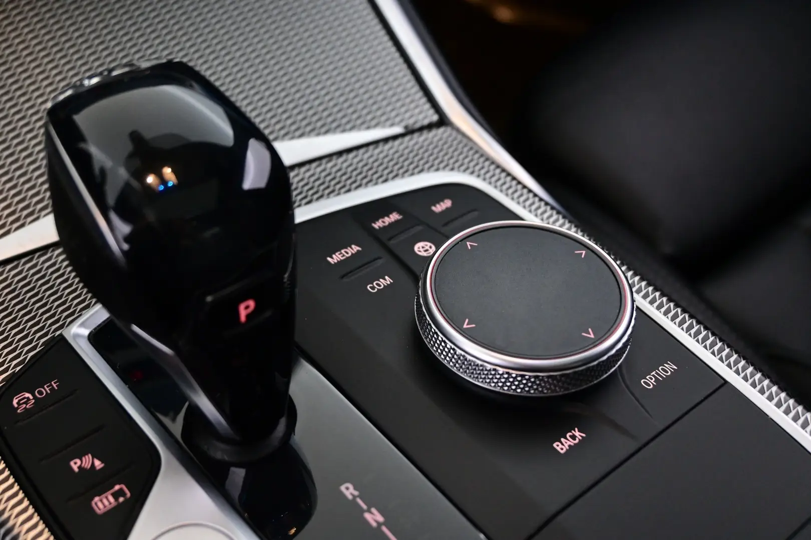 Car Image - 3YAnJ79KU7E8l3e0AIHjDF