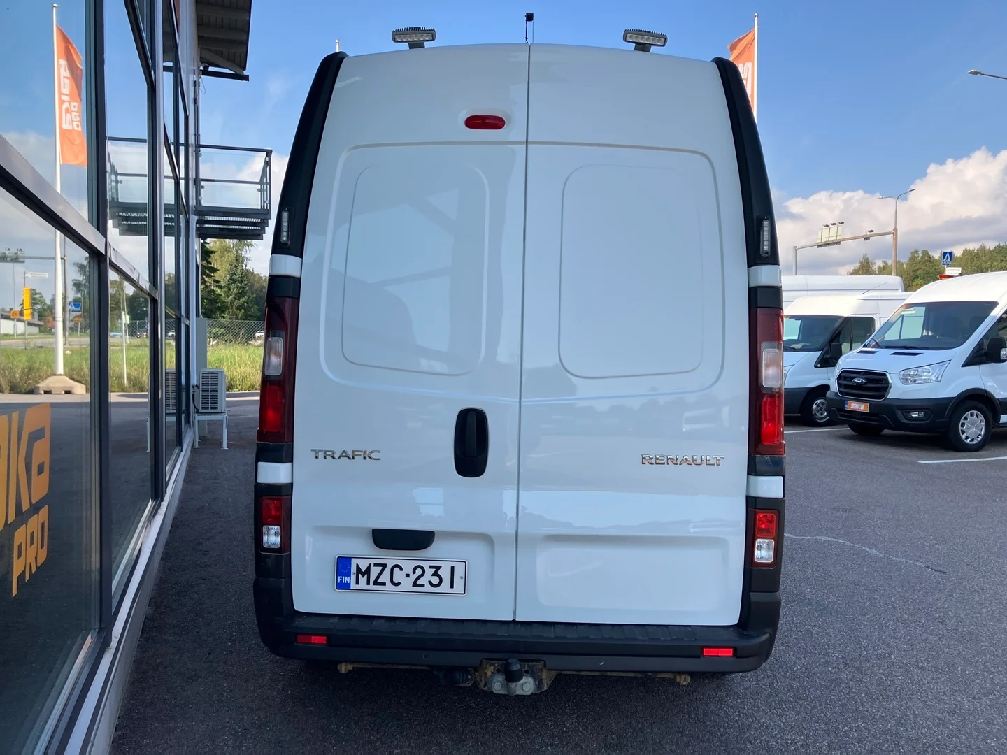 Car Image - JXDFhL1LP0uTNaRLtOto2